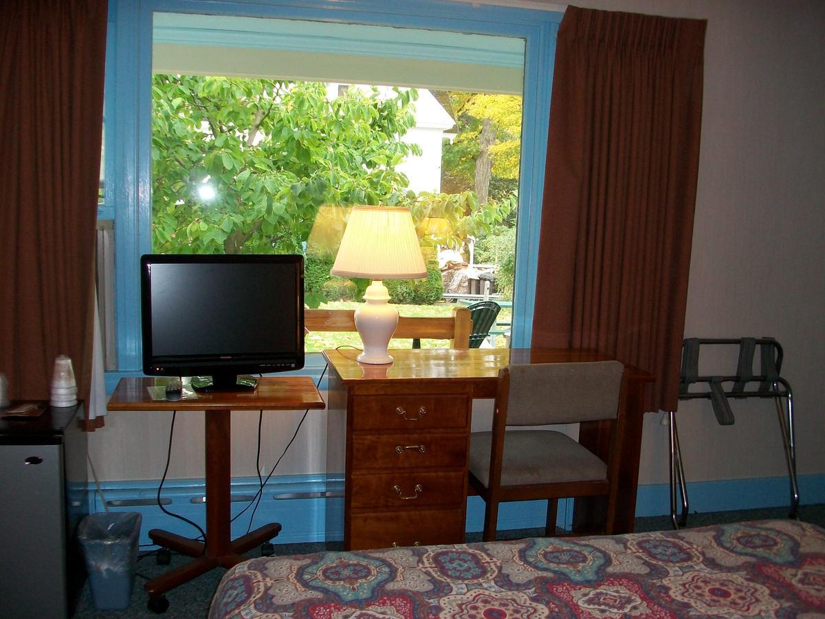 Mohican Motel クーパーズタウン エクステリア 写真