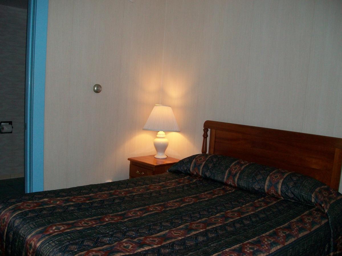 Mohican Motel クーパーズタウン エクステリア 写真