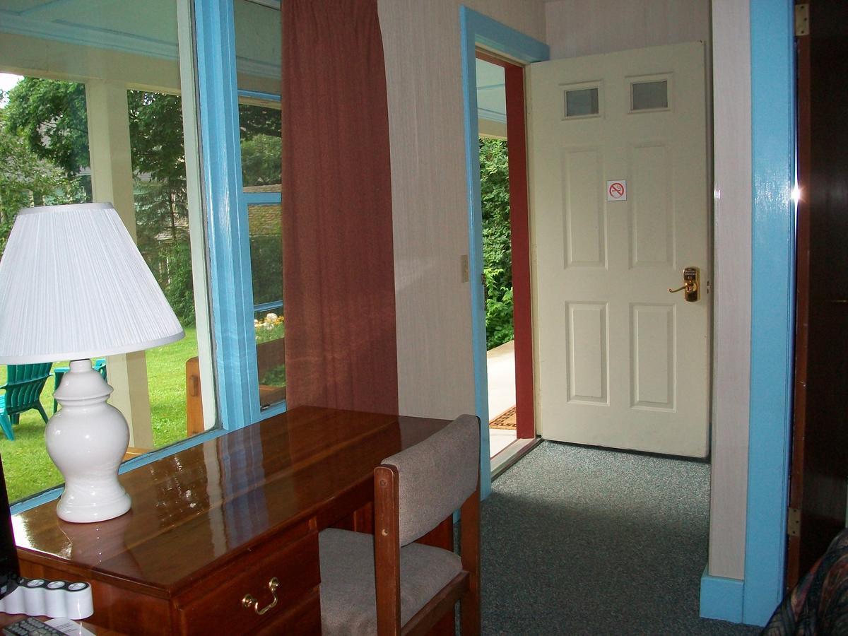 Mohican Motel クーパーズタウン エクステリア 写真